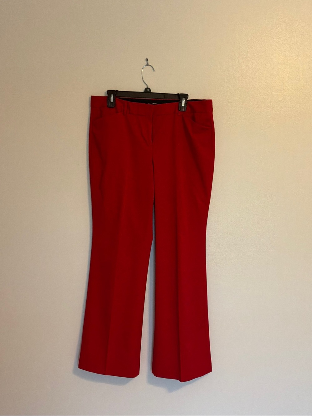 Express Boot‑Cut Women's Pants in Bright Red